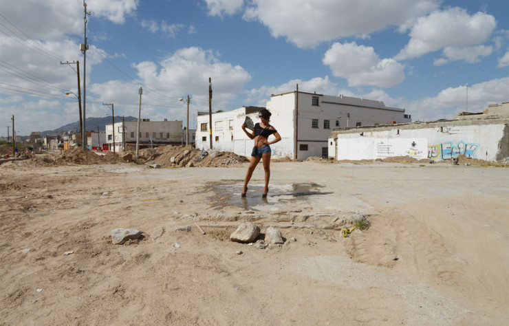 Teresa Margolles. Scarlett, Pista de Baile del Club ‘La Cruda’ (Scarlett, dance floor from the club ‘La Cruda’). 2016