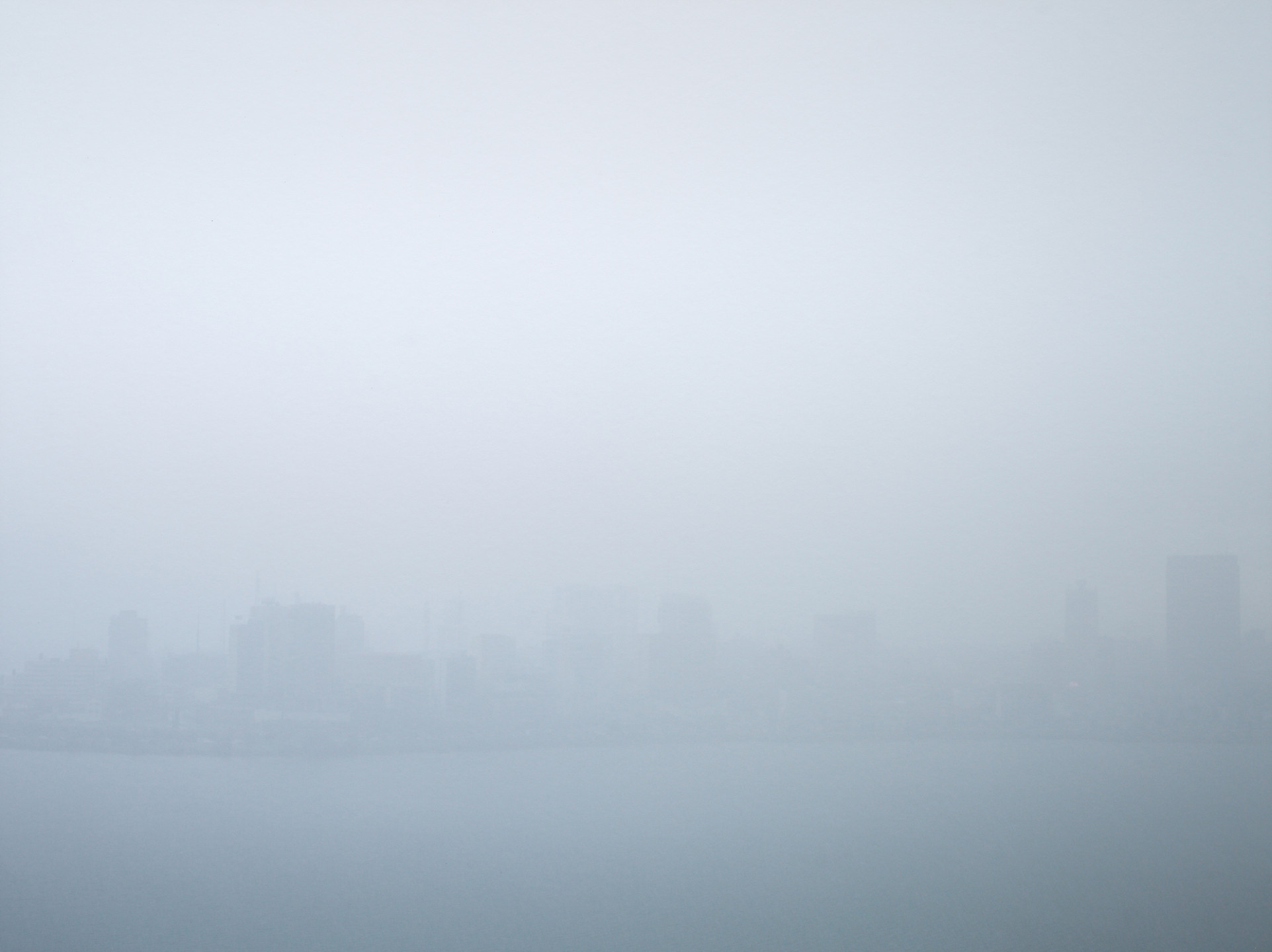Francois-Xavier Gbré. La cité, Abidjan, Côte d&#39;Ivoire (The Housing Project, Abidjan, Ivory Coast). 2015