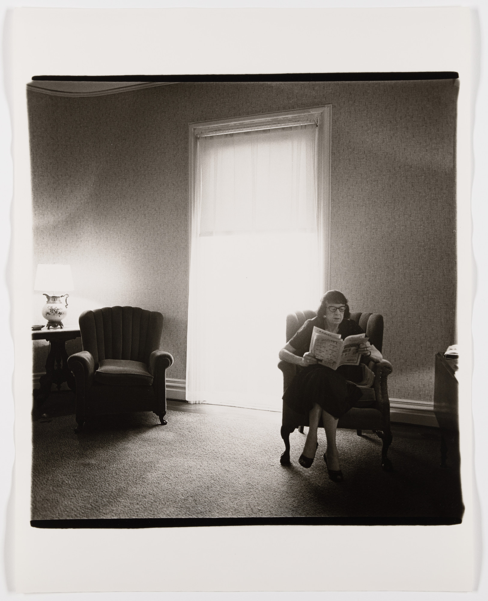 Diane Arbus. Lady in a rooming house parlor, Albion, N.Y., 1964