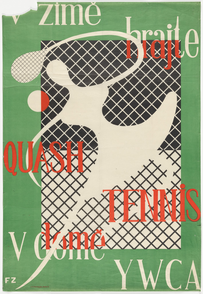 V Zime Hratje Quash Tennis v Dome YWCA (In winter we play squash and tennis indoors at the YWCA)