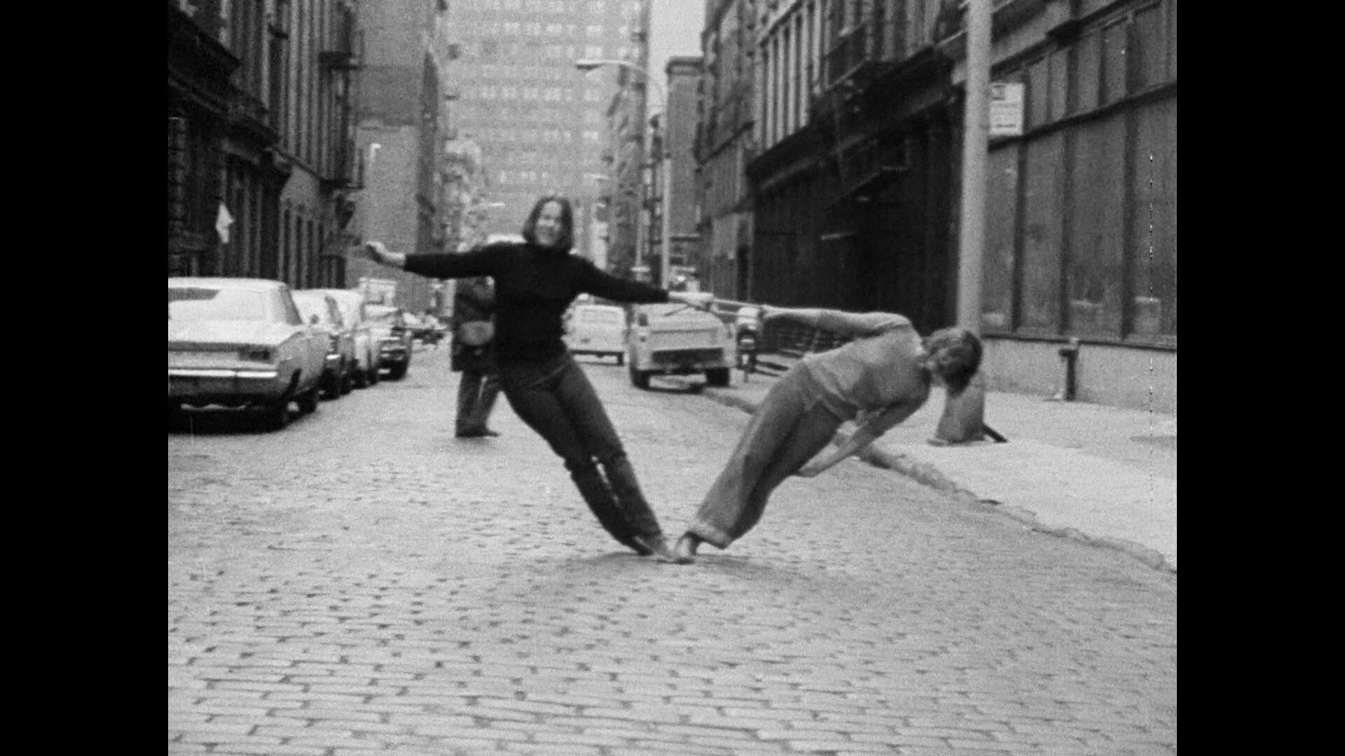 Trisha Brown. Leaning Duets. 1970