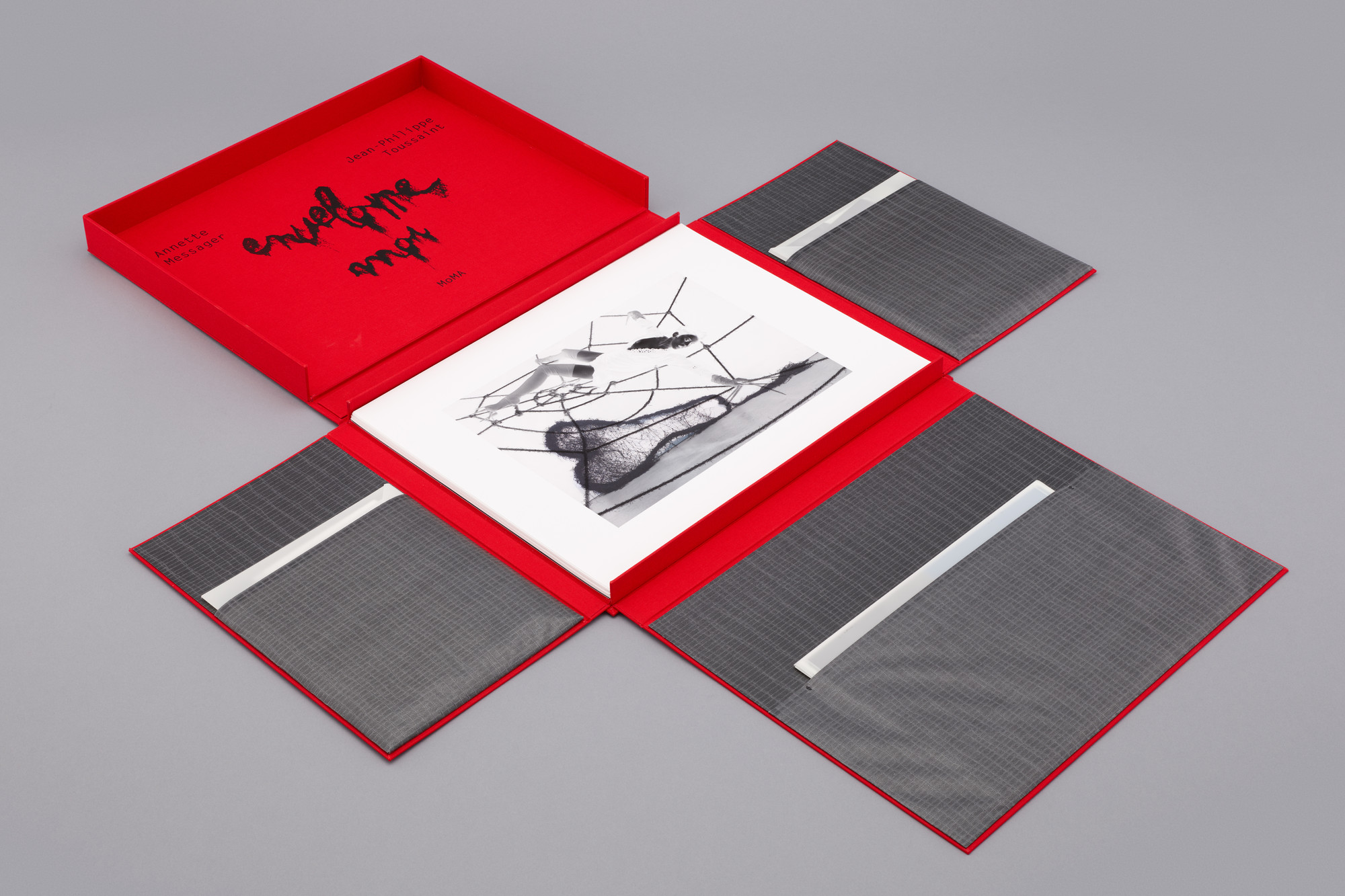 Annette Messager, Jean-Philippe Toussaint. Enveloppe-moi. 2013 | MoMA