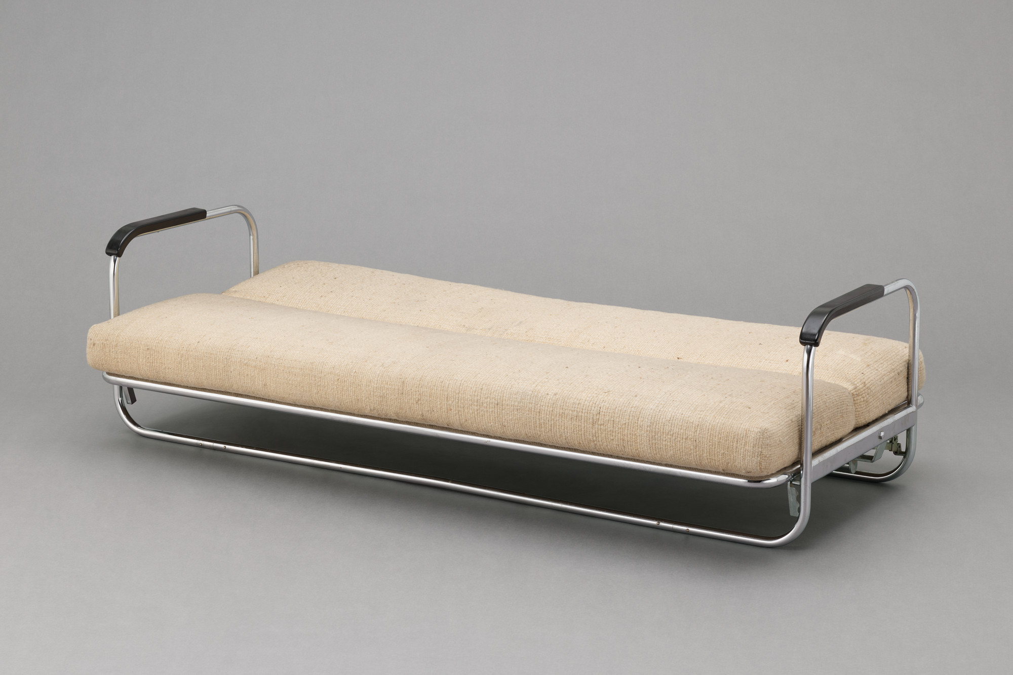 Alvar Aalto. Convertible Sofa. 1930–1932 | MoMA