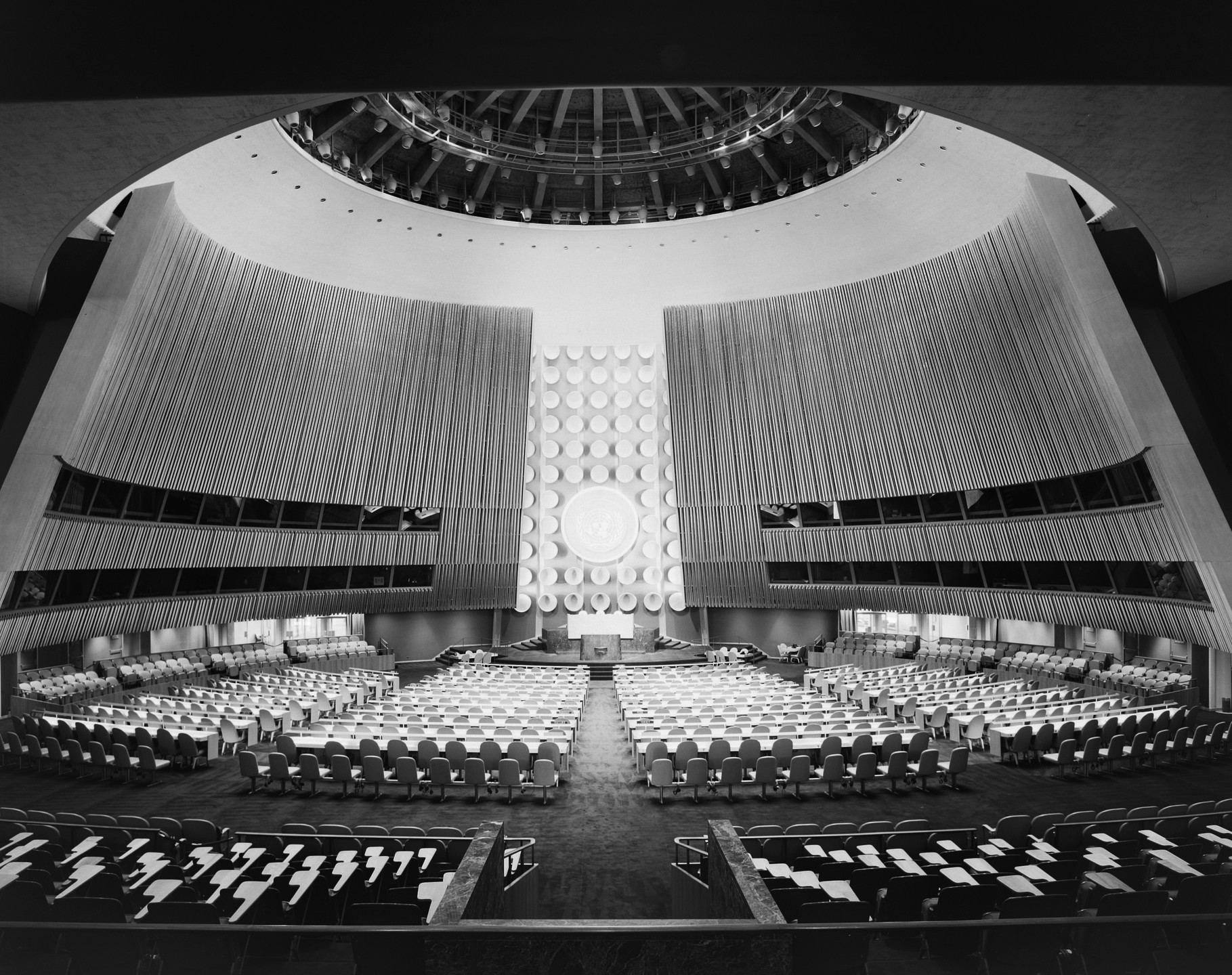 Wallace K. Harrison, Max Abramovitz, Oscar Niemeyer, Le Corbusier (Charles-Édouard Jeanneret), United Nations Headquarters Board of Design, Ezra Stoller. United Nations Headquarters, New York, NY. 1953