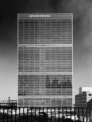 Wallace K. Harrison, Max Abramovitz, Oscar Niemeyer, Le Corbusier (Charles-Édouard Jeanneret), United Nations Headquarters Board of Design, Photograph by Ezra Stoller. United Nations Headquarters, New York, NY. 1950