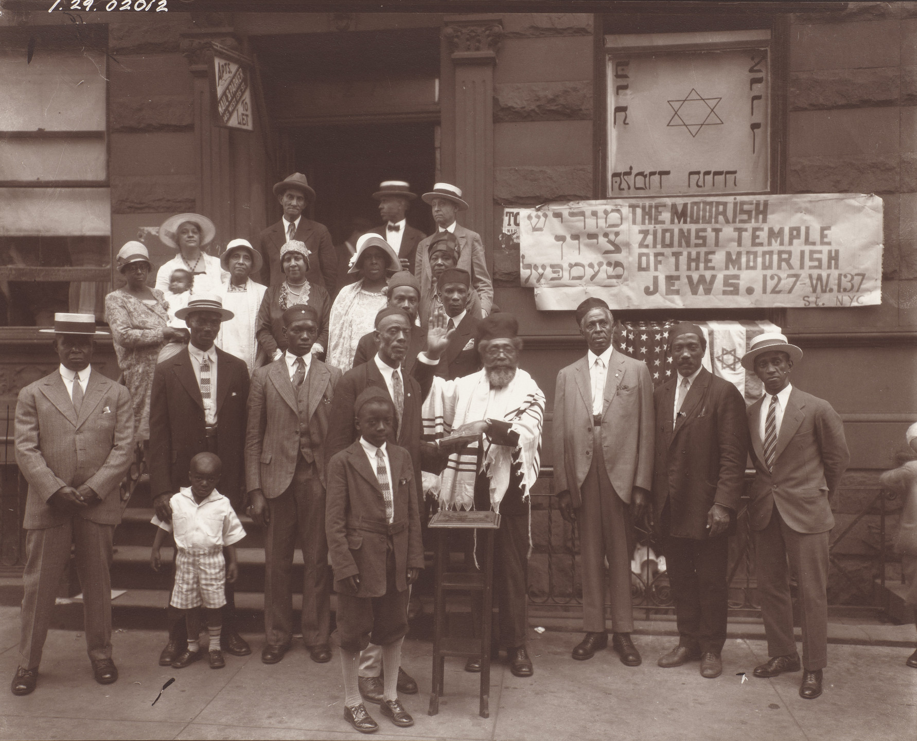 James Van Der Zee. The Moorish Zionist Temple of the Moorish Jews. 1920s