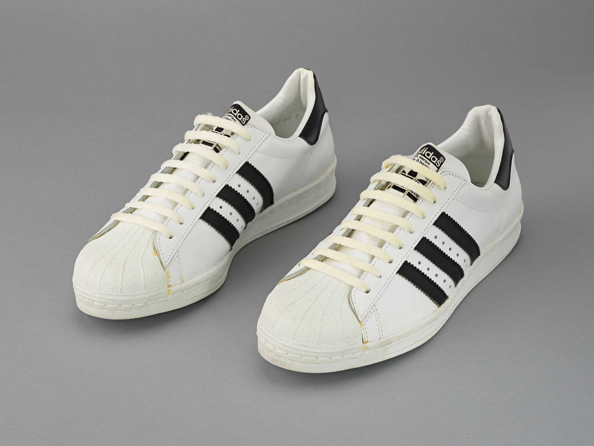 adidas gazelle silver green womens ADIDAS SAMBA GOLF -- WHITE/BLUE – New York Golf Center main image 0