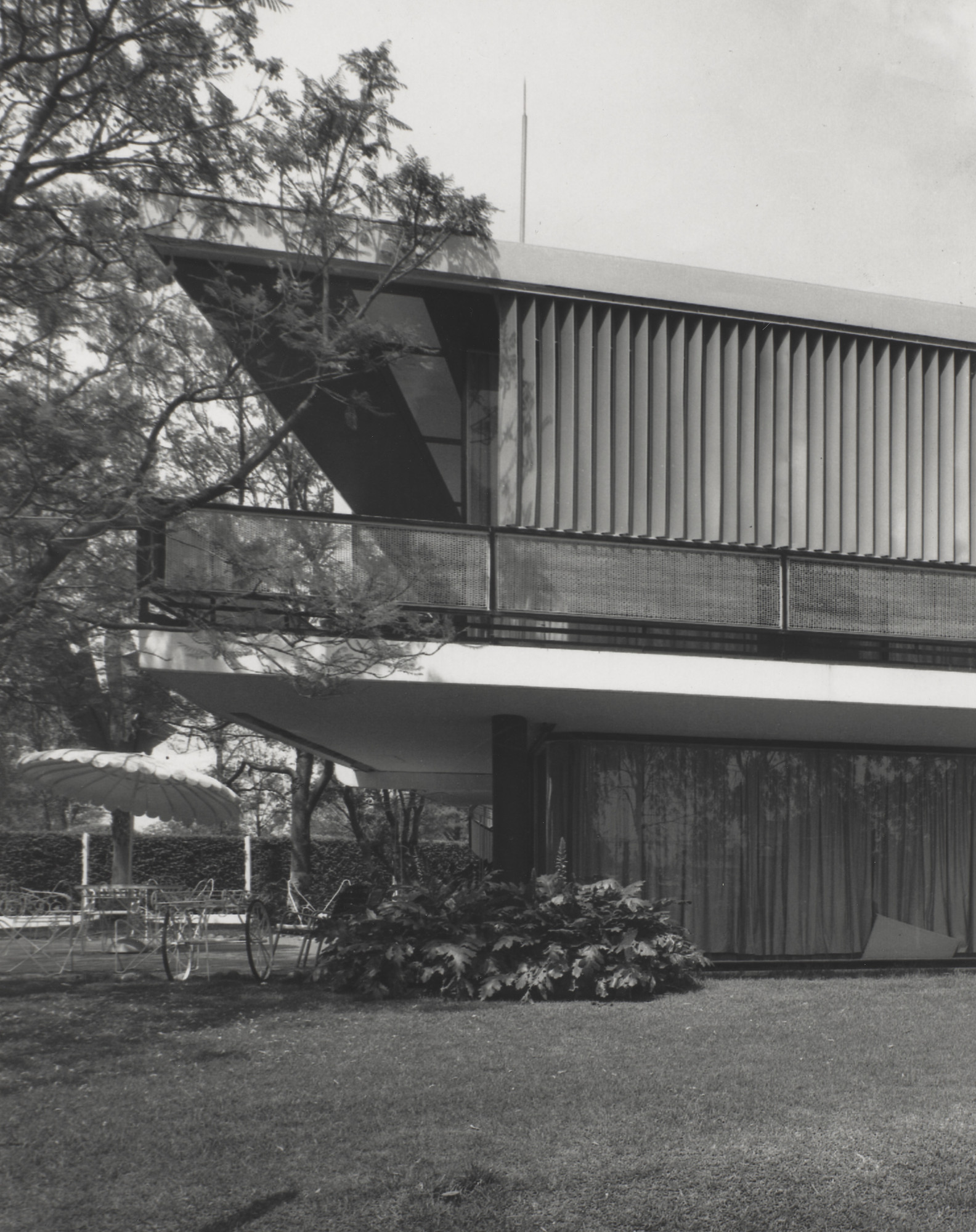 Teodoro González de León. Casa Catán, Mexico City, Mexico