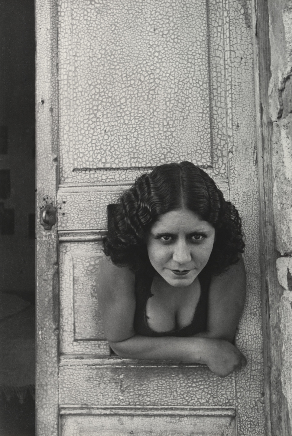 Henri Cartier-Bresson. Calle Cuauhtemoctzin, Mexico City. 1934-35