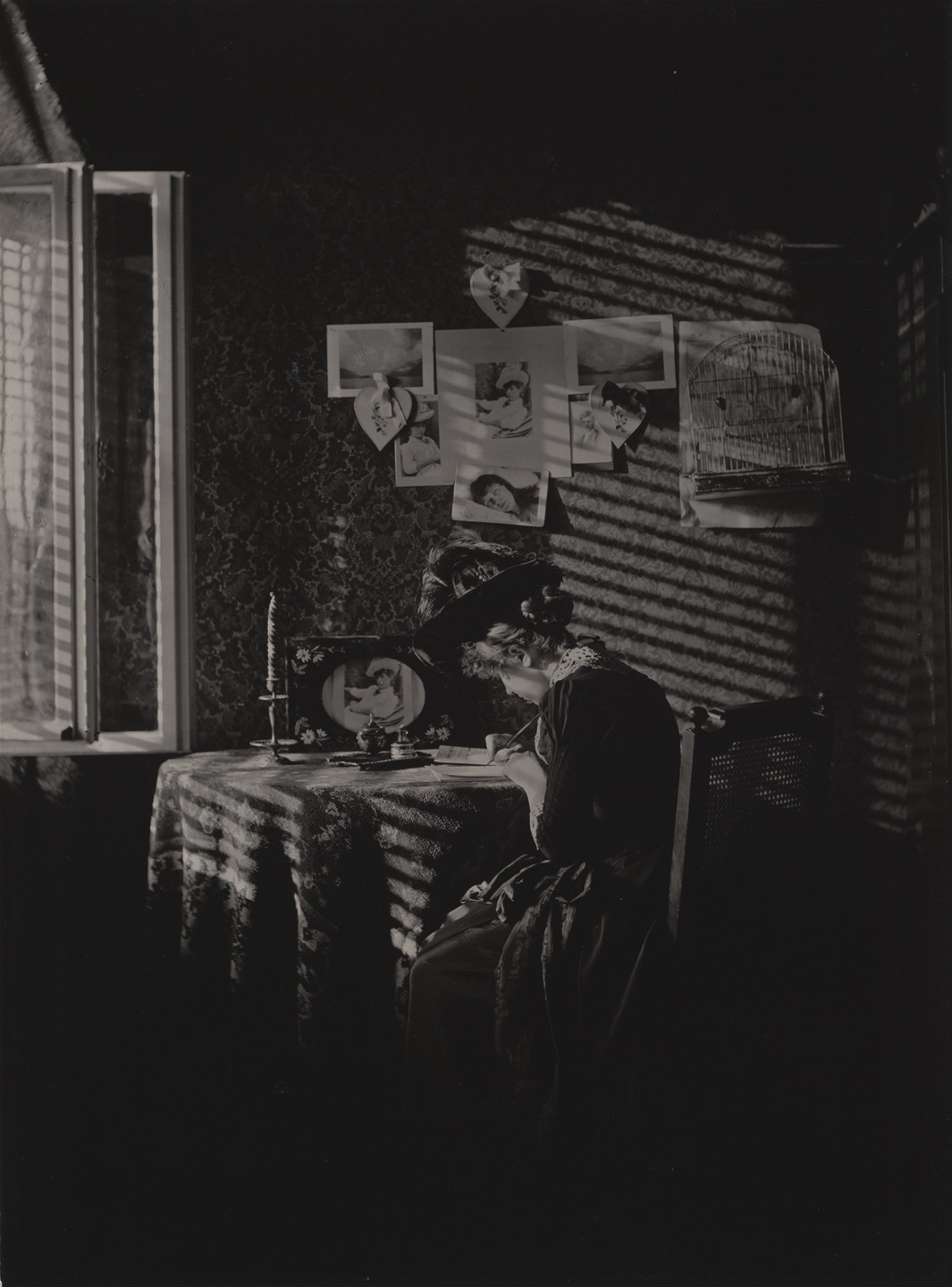 Alfred Stieglitz. Sun Rays, Paula, Berlin. 1889
