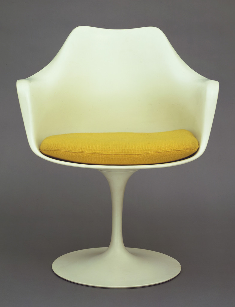 Tulip Armchair (model 150) by Eero Saarinen