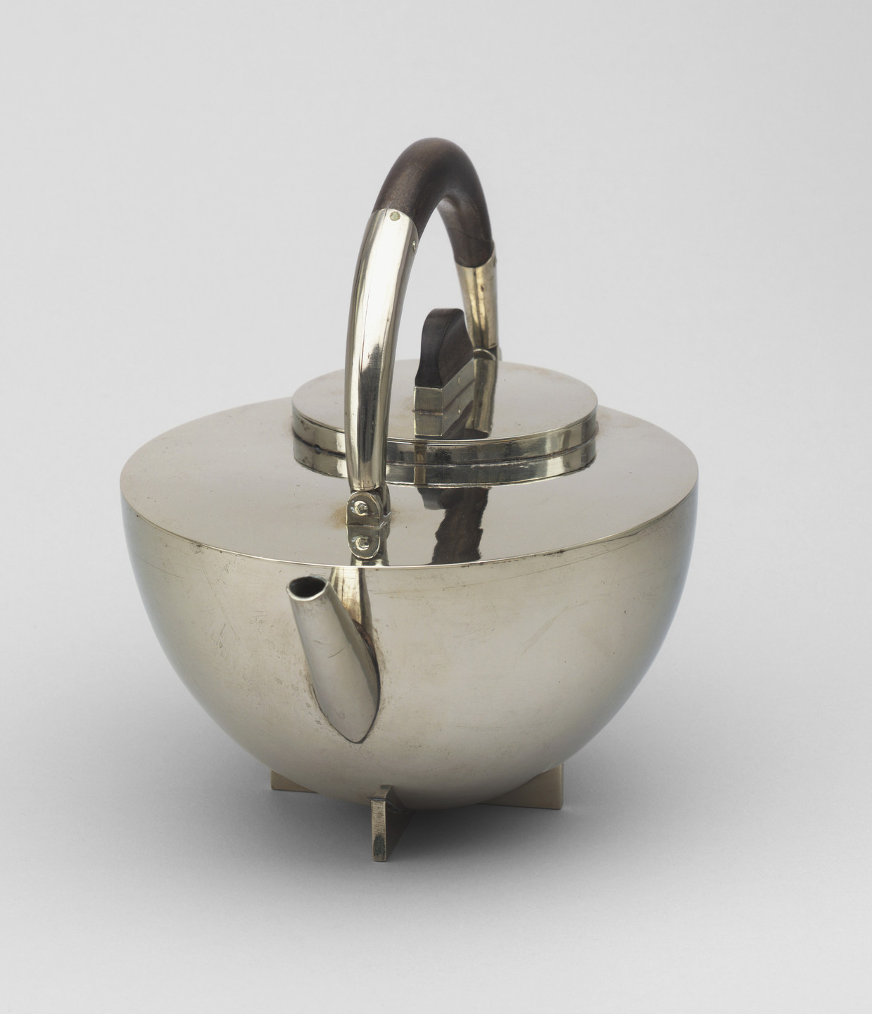 Marianne Brandt. Teapot. 1924