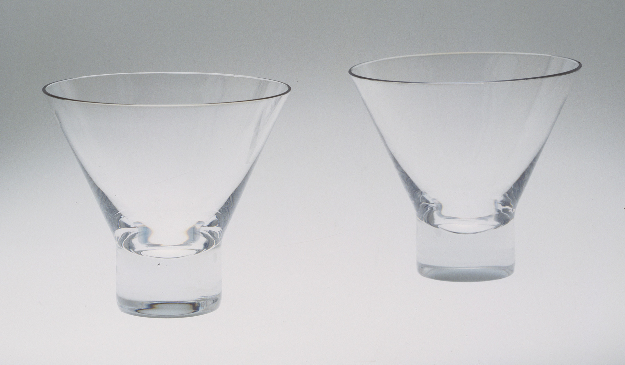 Göran Hongell. Aarne Glasses. 1948
