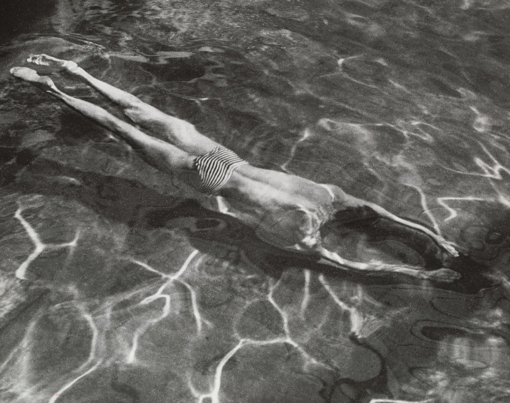 Man Diving, Esztergom, André Kertész, 1917