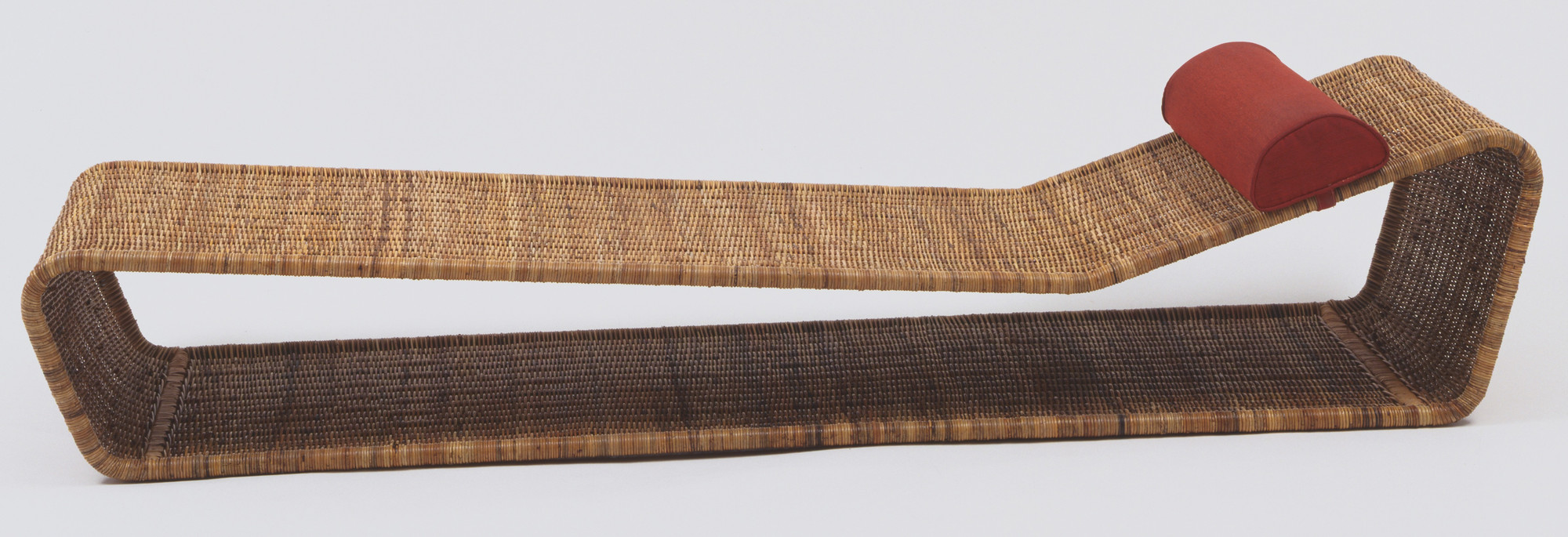 Danny Ho Fong. Wave Chaise. 1966 | MoMA