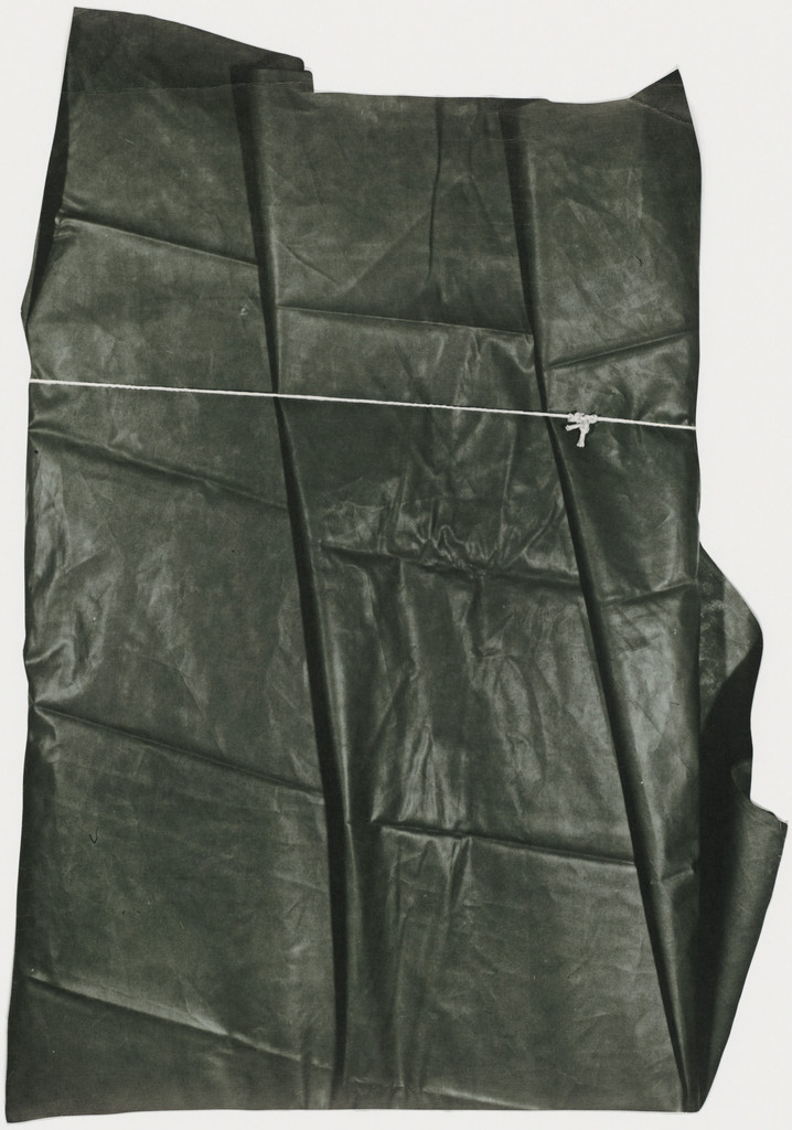 "Museum of Contemporary Art/ 237 East Ontario Street, Chicago, Illinois 60611/ Title Christo: Wrap in Wrap put/ Date