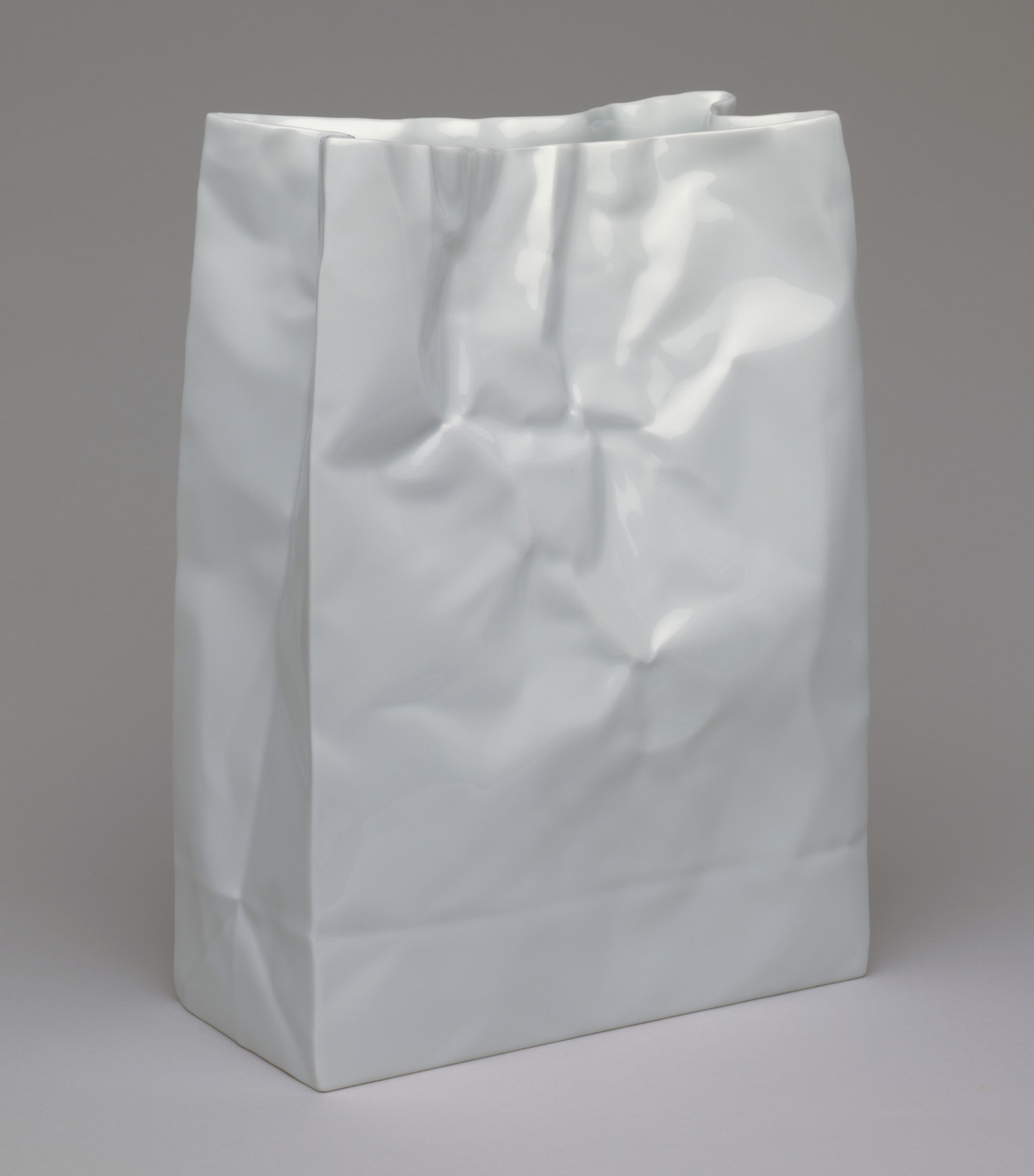 Makoto Komatsu. Crinkle Super Bag Vase K-2. 1974