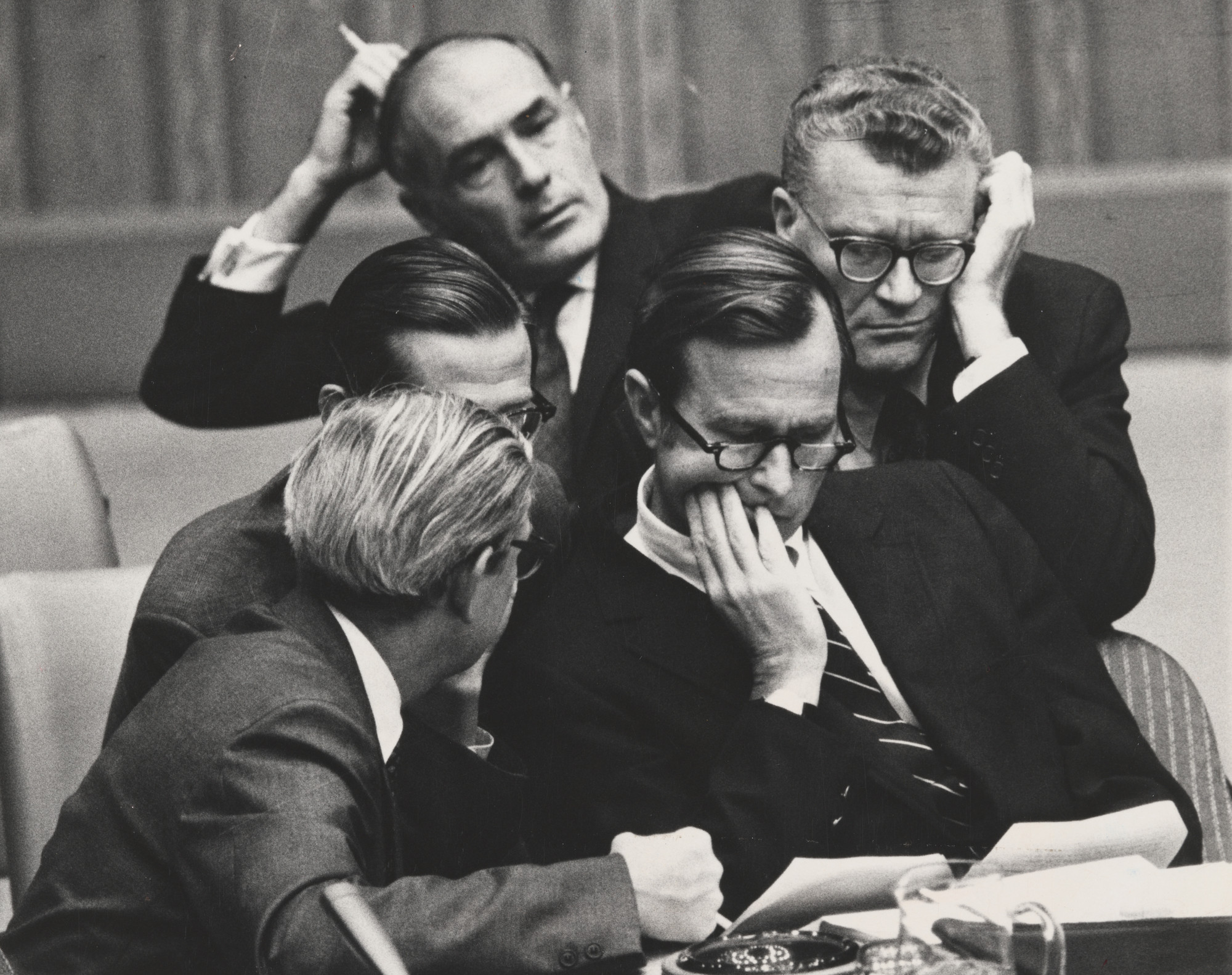 Ray Stubblebine/Associated Press. "Uniting Their Thoughts"