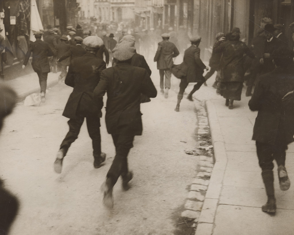 "De Valera's Dramatic Reappearance and Arrest"