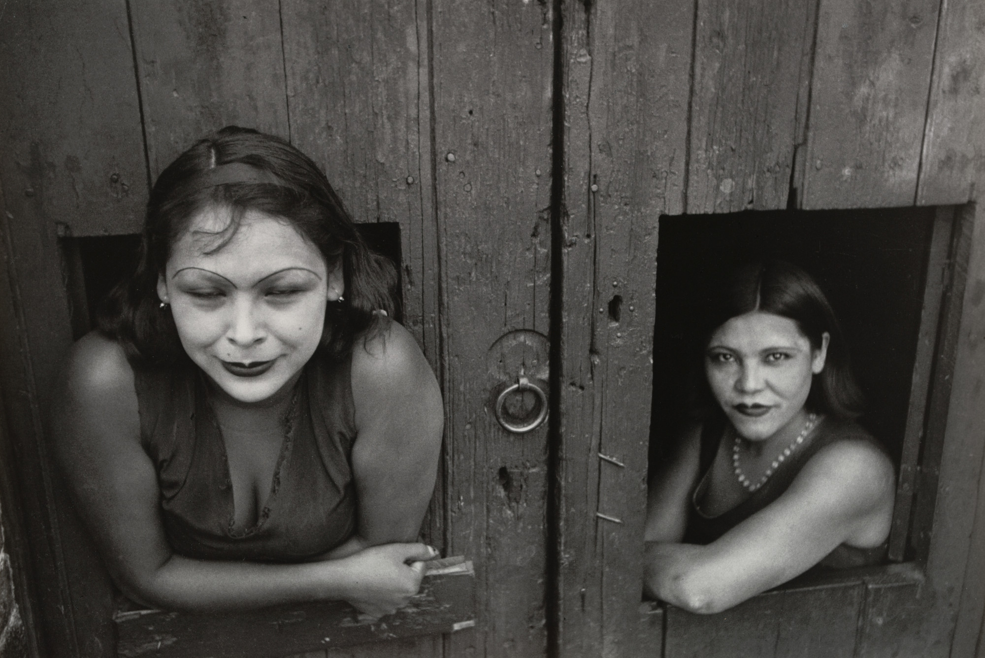 Henri Cartier-Bresson. Calle Cuauhtemoctzin, Mexico City. 1934 | MoMA