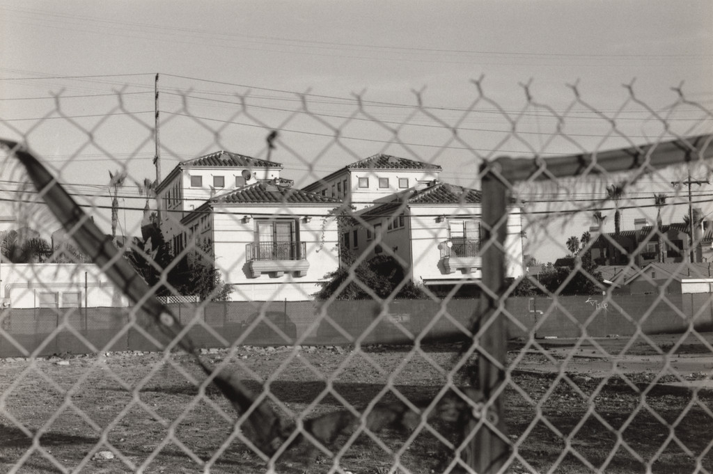 Huntington Beach (Fence)