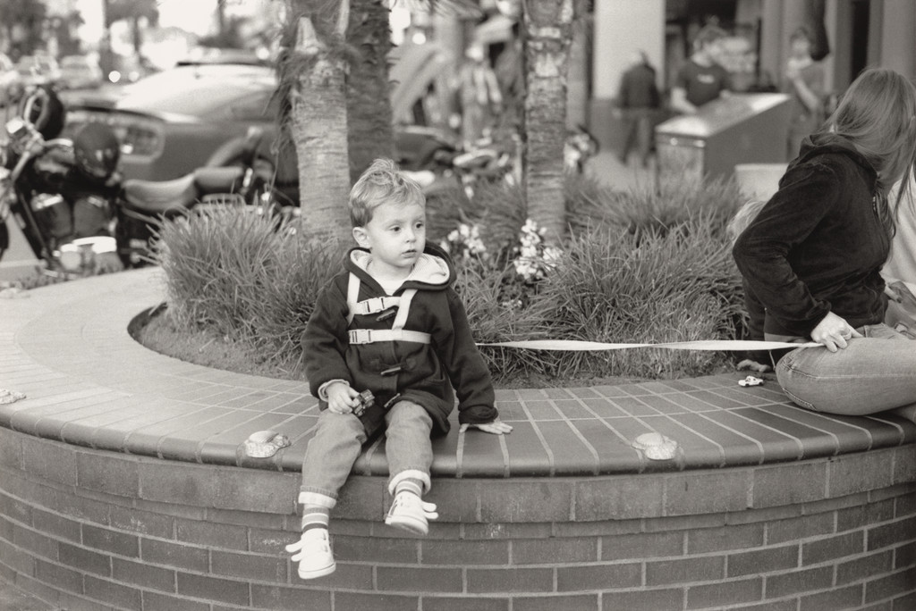 Huntington Beach (Kid on Leash 2)