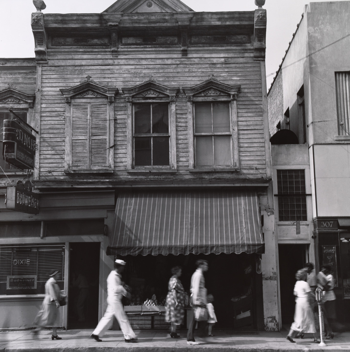 Robert Rauschenberg. Charleston Street. 1952