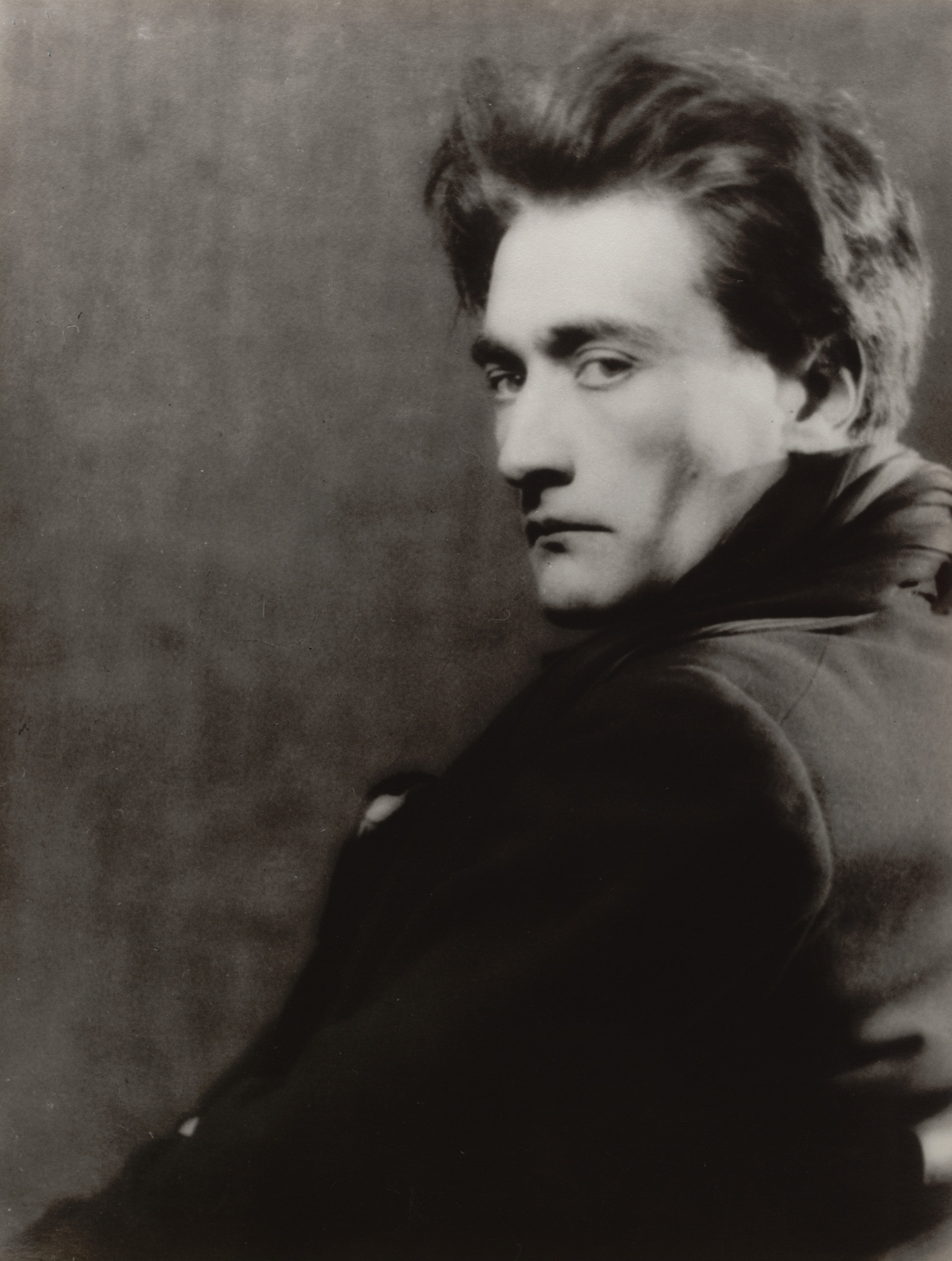 Man Ray (Emmanuel Radnitzky). Antonin Artaud