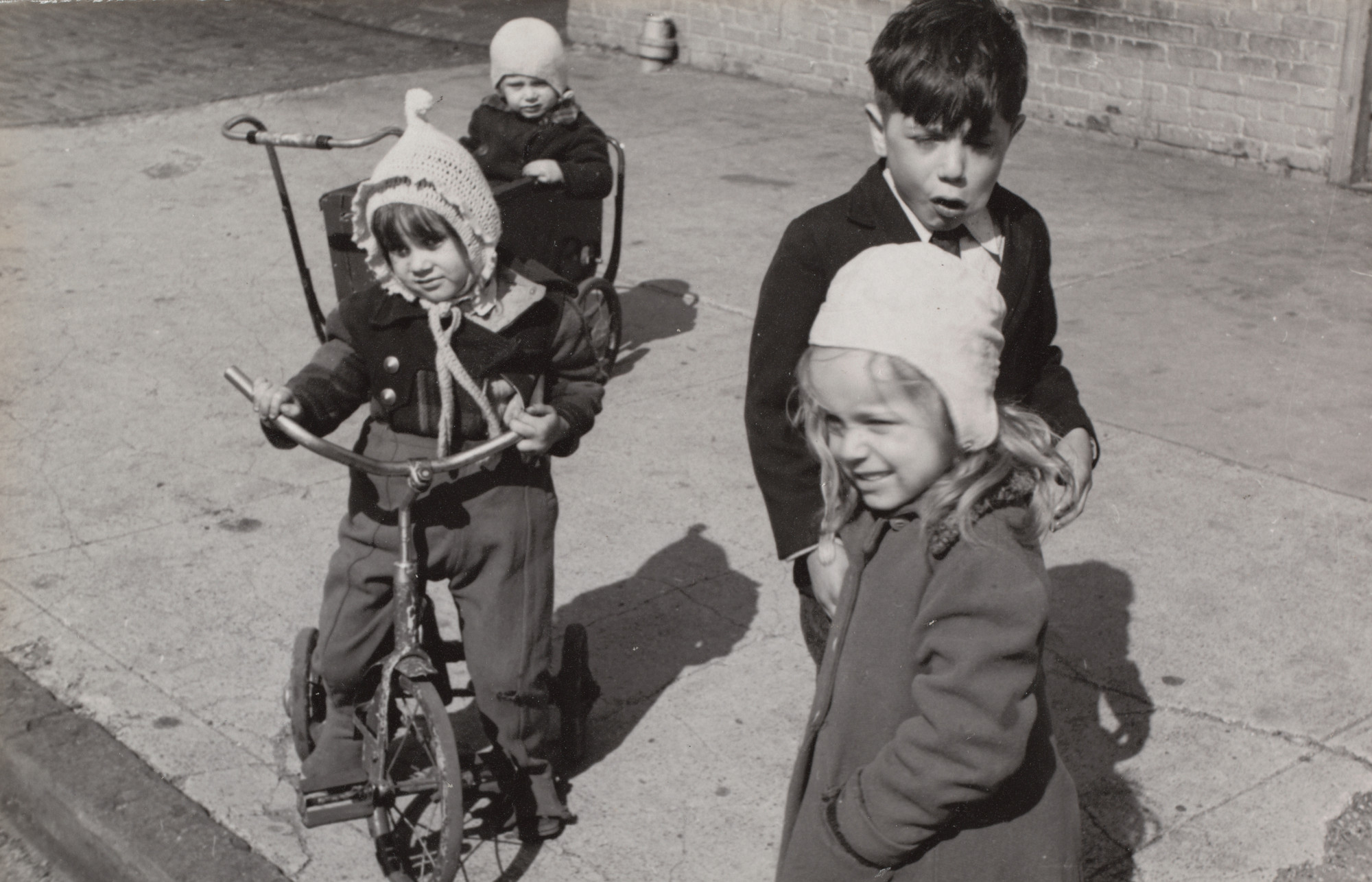 Rudy Burckhardt. Untitled
