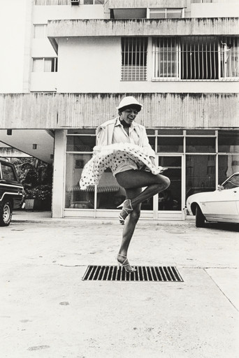 Untitled from the series Las Libertadoras, Caracas