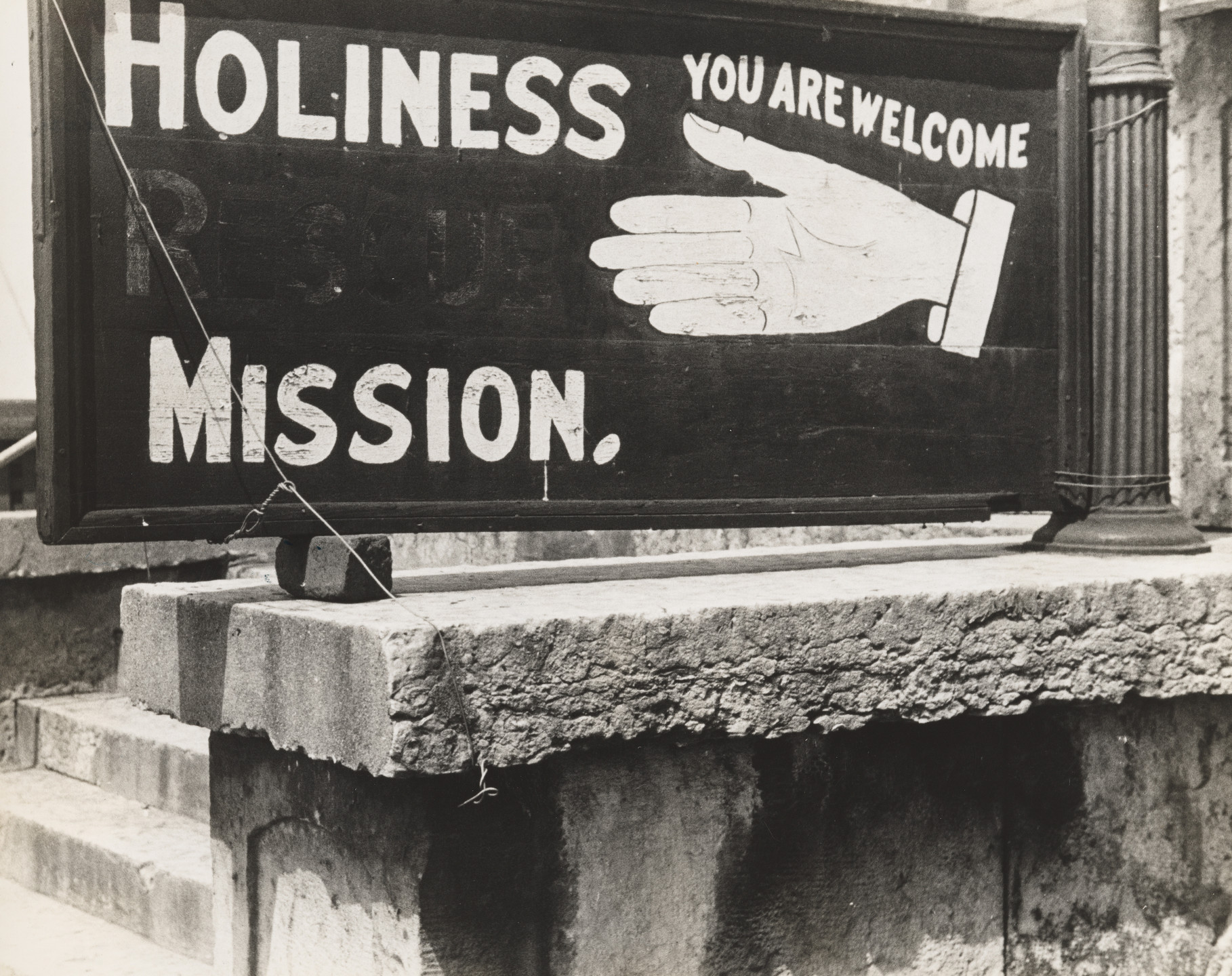 Ben Shahn. Religious Sign in Columbus, Ohio. 1938