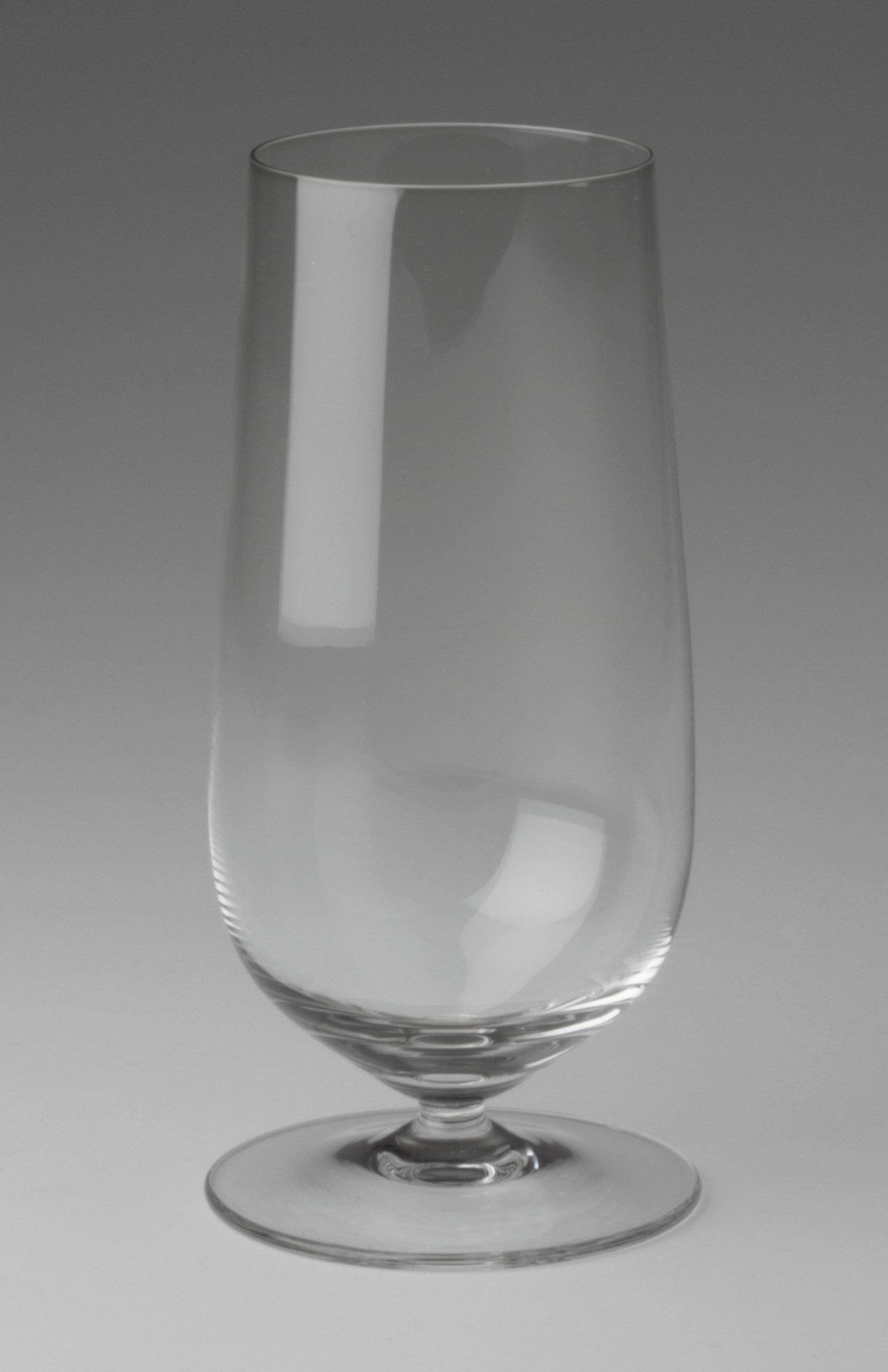 Claus Joseph Riedel. Exquisit Beer Glasses