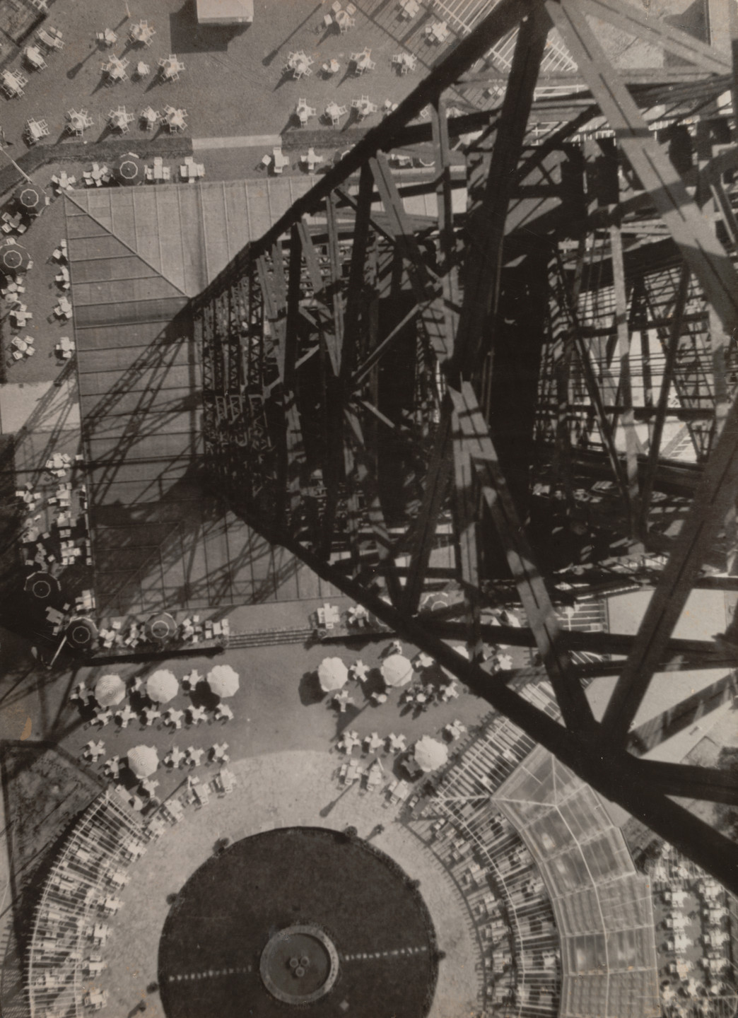 László Moholy-Nagy. Berlin, Radio Tower. 1928
