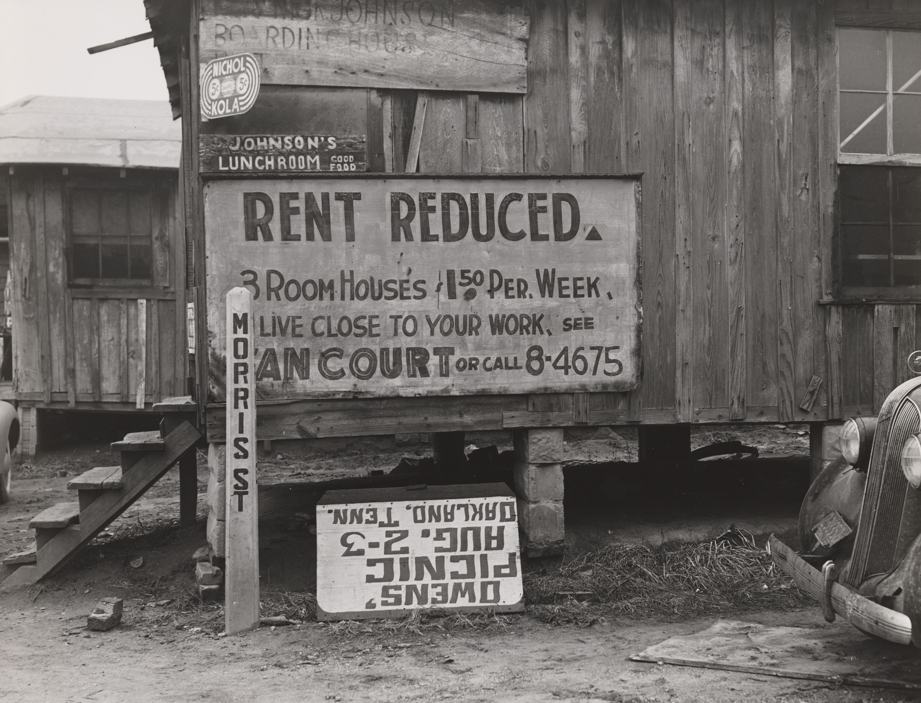 John Vachon. Rents Are Going Up in Memphis, Tennessee. 1940