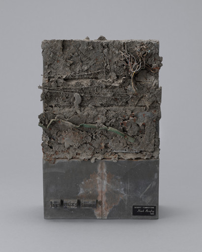 Noah Purifoy. Fire Next Time I (After James Baldwin), Desert Tombstone Series. 1994–1995