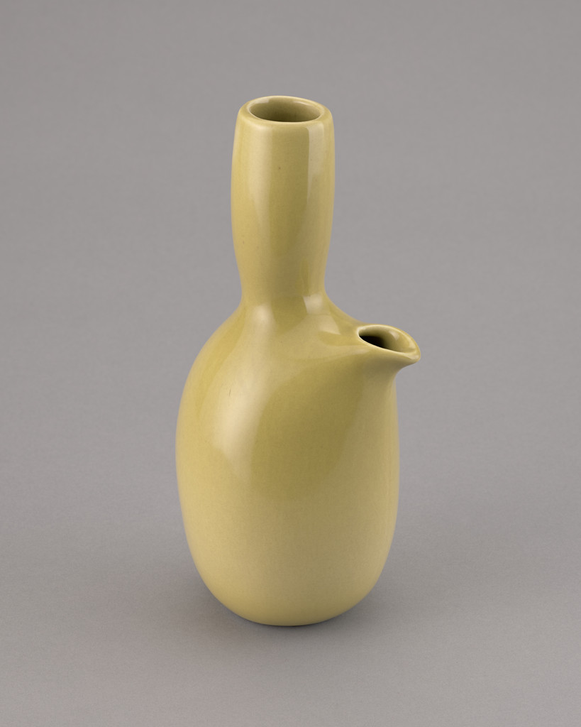 Iroquois Casual China Carafe