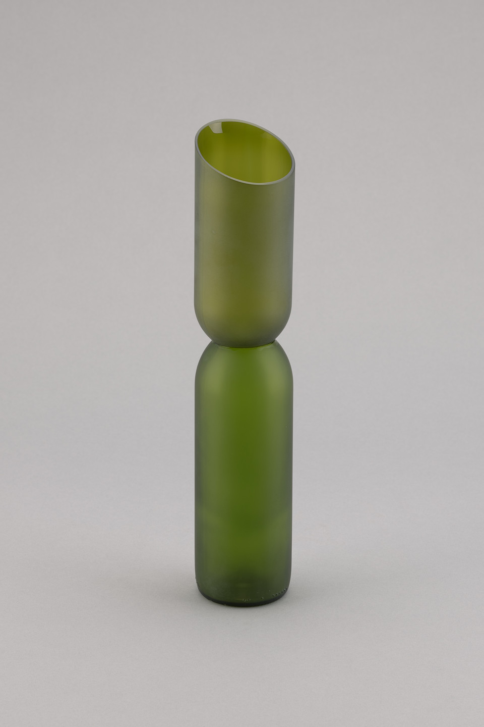 Tord Boontje, Emma Woffenden. &#34;Transglass&#34; Glassware. 1997