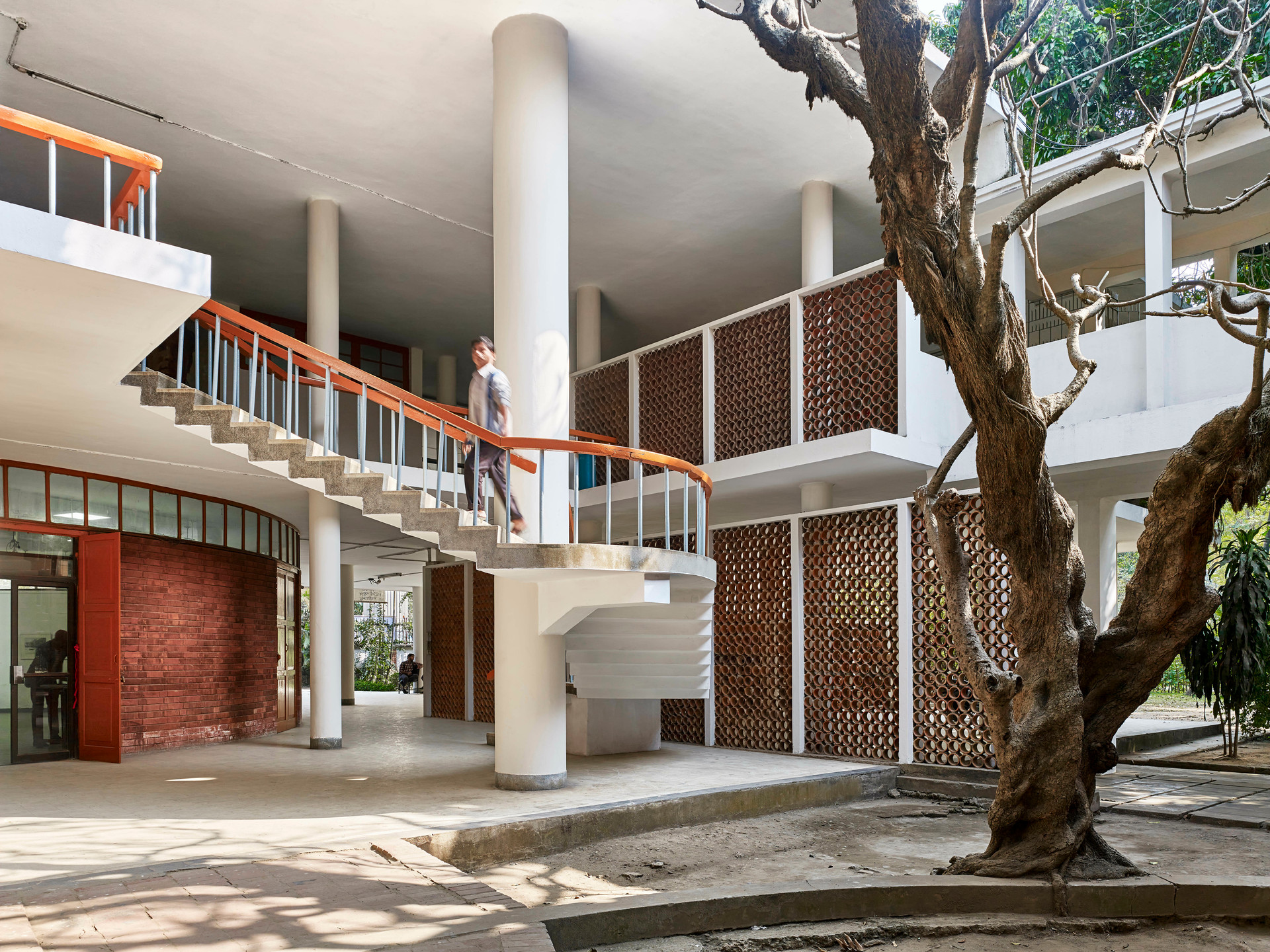 Randhir Singh, Muzharul Islam. College of Arts and Crafts (Institute of Fine Arts), University of Dhaka, Bangladesh. 2020–2021