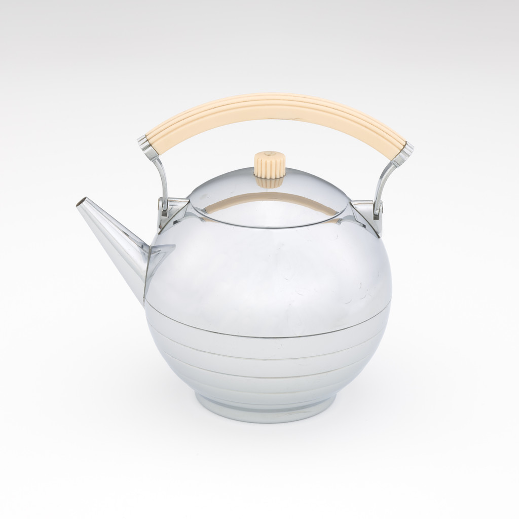 Comet Tea Kettle (model 17083)
