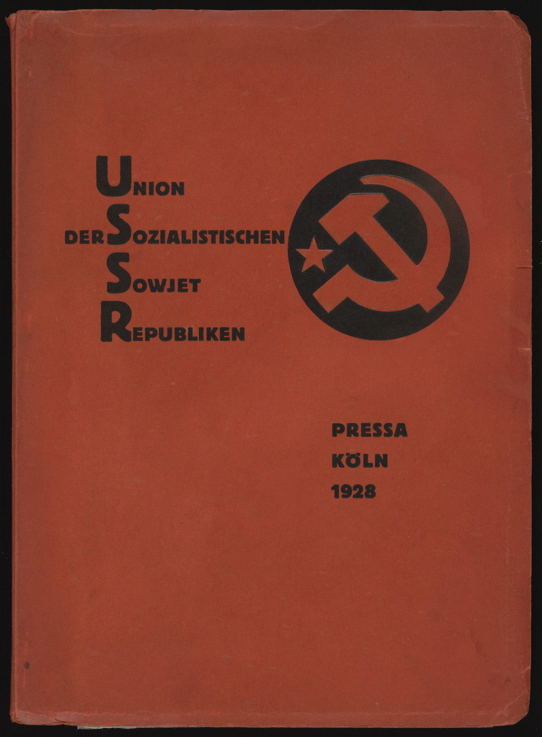 El Lissitzky. Katalog des Sowjet-Pavillons auf der Internationalen Presse-Austellung, Köln 1928 (Catalogue of the Soviet Pavilion at the International Pressa Exhibition, Cologne 1928). 1928