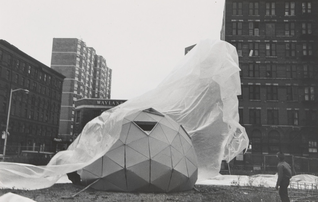 Photograph from the book CHARAS: The Improbable Dome Builders (1973)