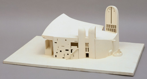 Le Corbusier (Charles-Édouard Jeanneret). Chapelle Notre-Dame-du