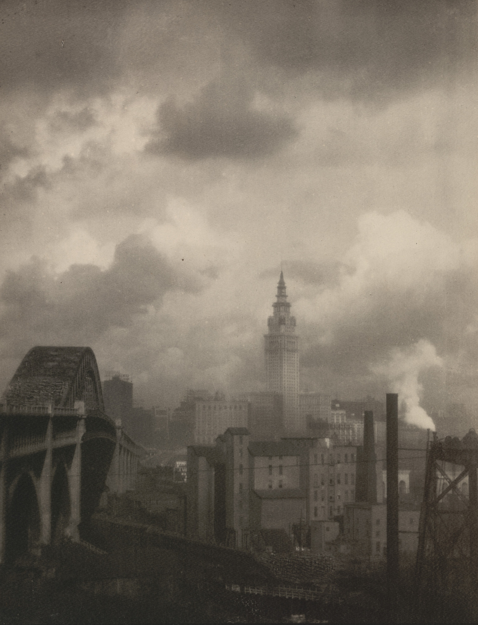 Margaret Bourke-White fotografa nel 1928 il paesaggio industriale di Cleveland Margaret Bourke-White foto Cleveland Terminal Tower