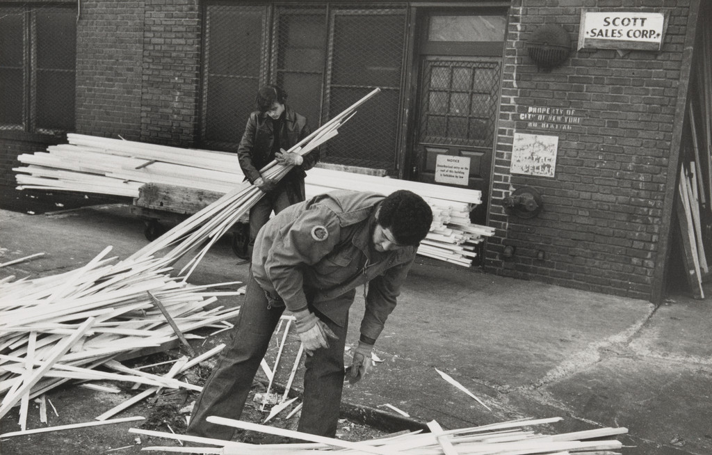 Photograph from the book CHARAS: The Improbable Dome Builders (1973)