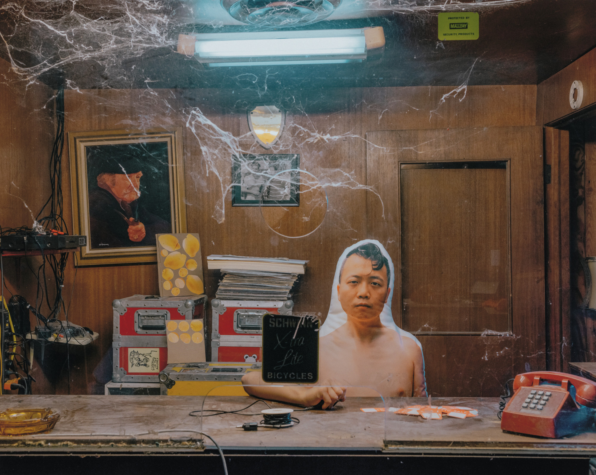 Tommy Kha. Splendid Settlement I, Five in One, Memphis