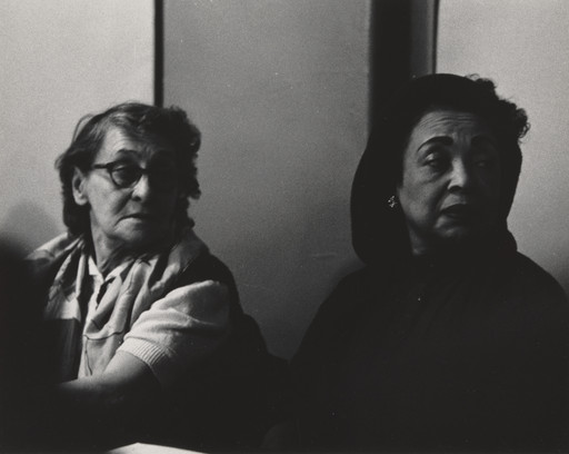 Mildred Grossman. Untitled (two women looking over their shoulders)