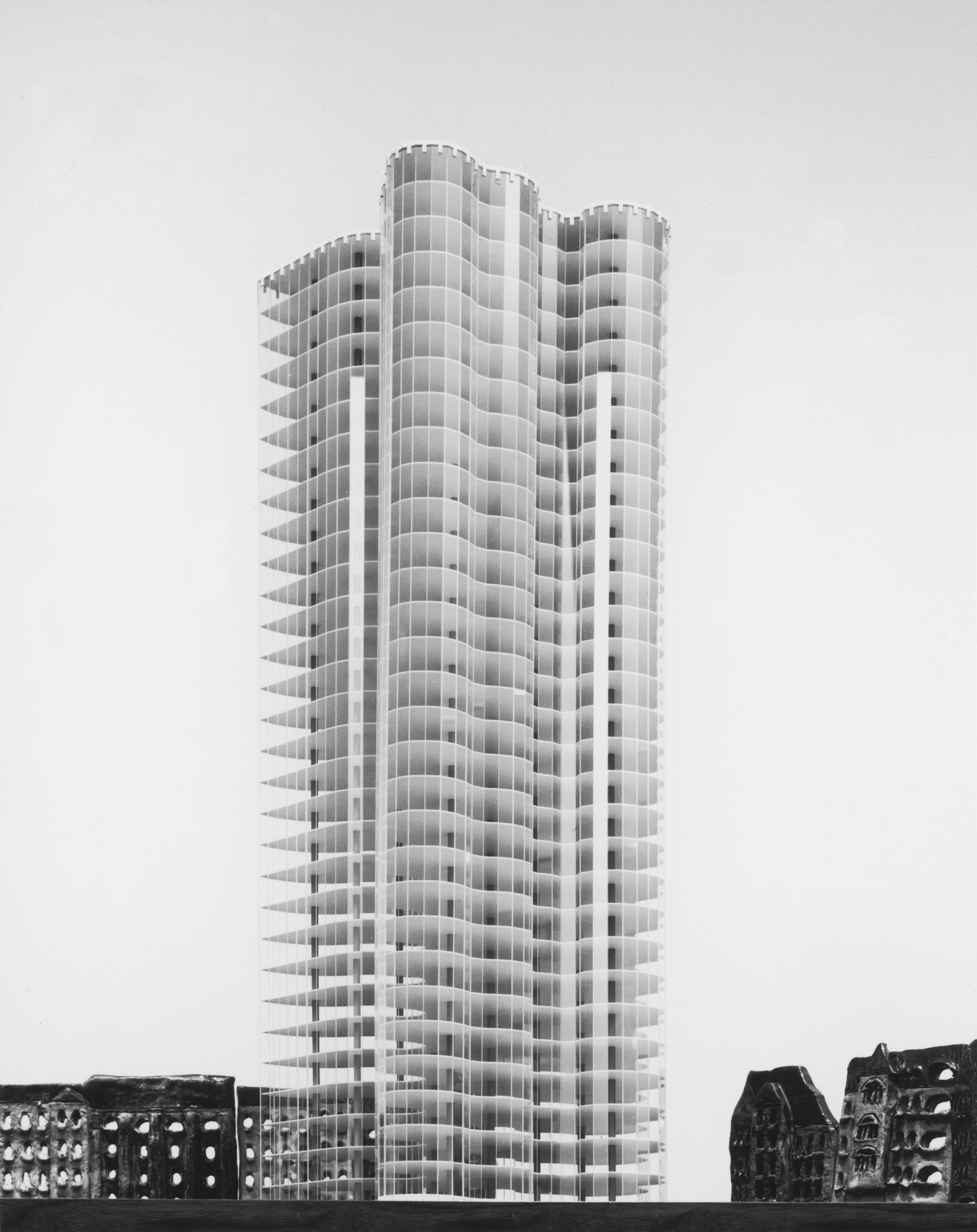 Ludwig Mies van der Rohe. Glass Skyscraper, project, no