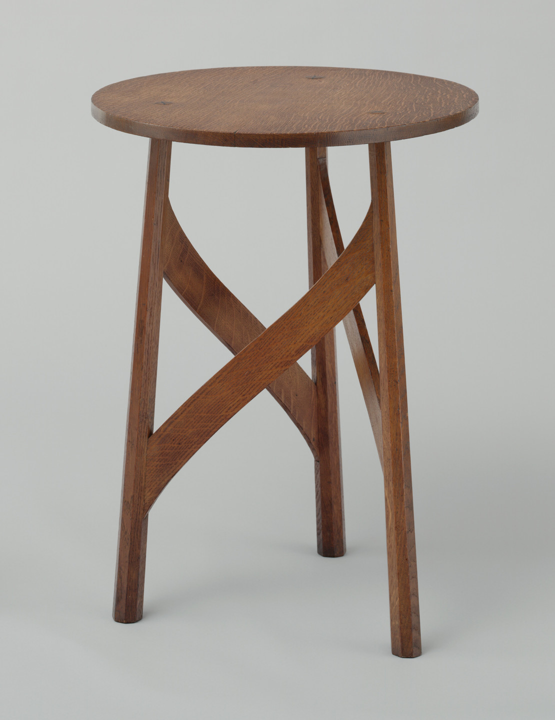 Mackay Hugh Baillie Scott. Side Table. c. 1901