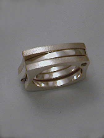 Amanda Knox Sather, Kim Hoffmann, Sara Shaughnessy, RedStart Design, LLC. Subtle Safety Defensive Ring. 2003