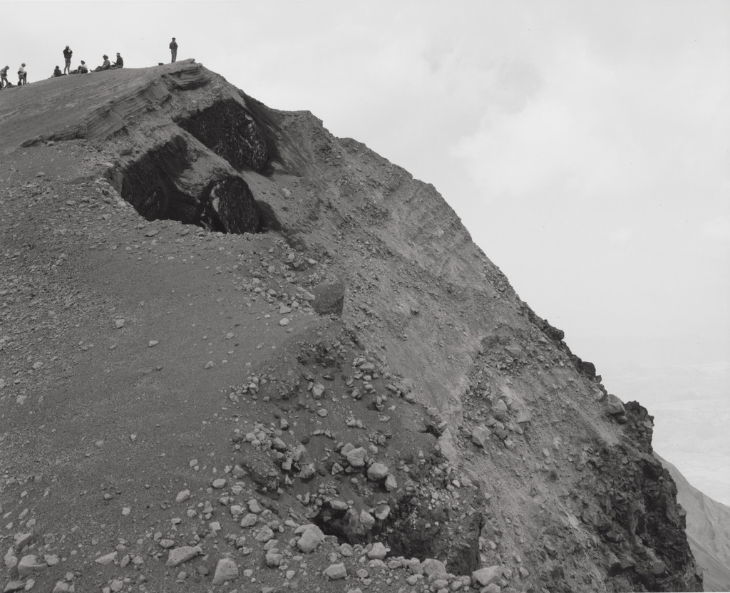 Visitors on the rim of Mount St. Helens; Ten minutes later, Ten minutes later